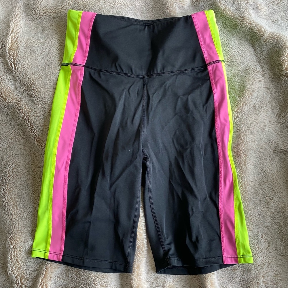 Veronica Beard biker shorts